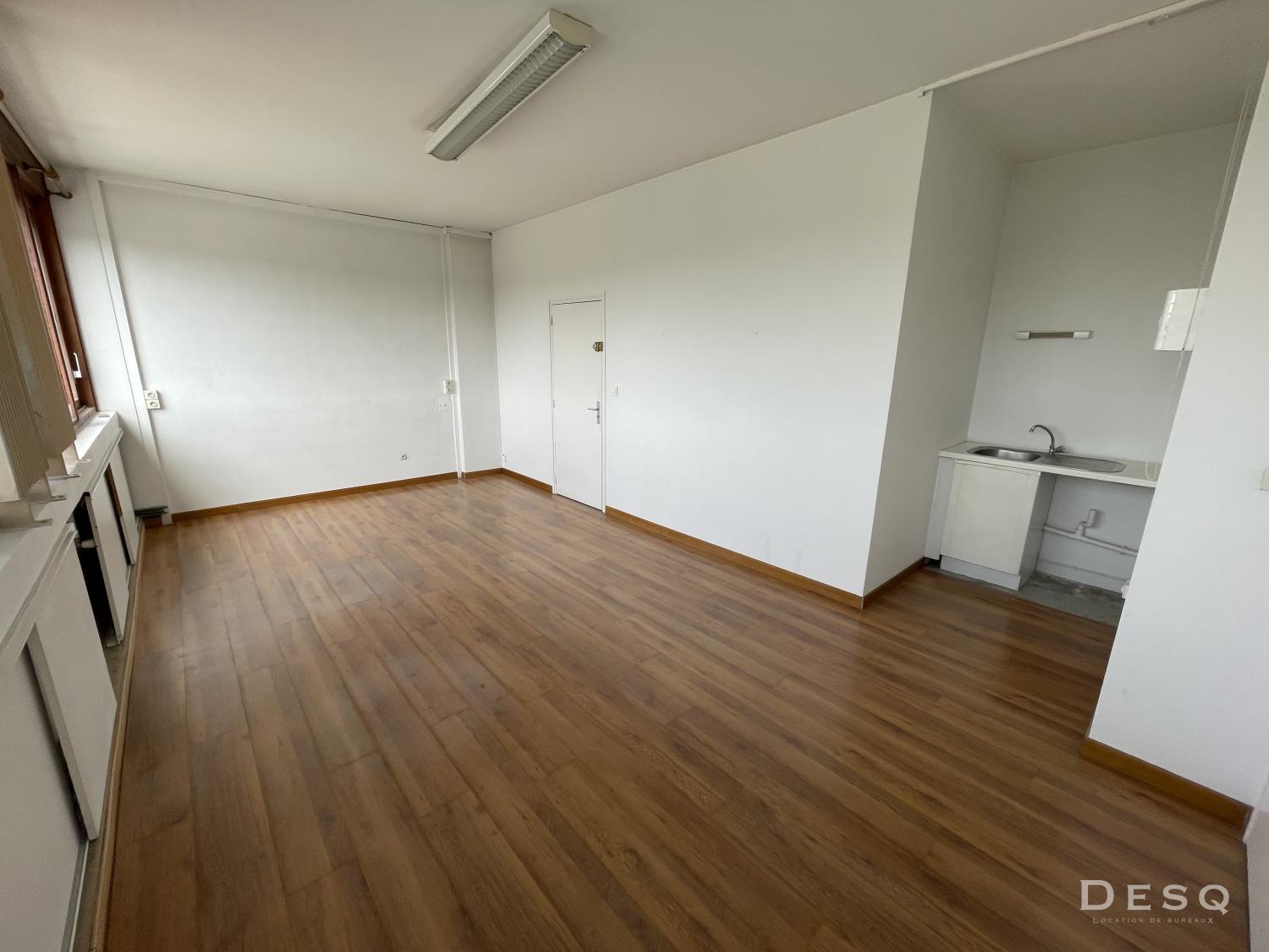 Bureau de 26 m2 à louer sur Cenon - Bordeaux Rive Droite