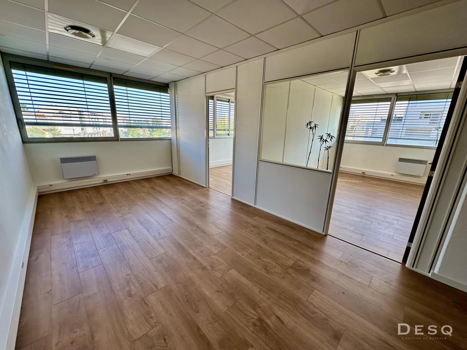 Bureau à louer de 75m2 sur Cenon - Bordeaux rive-droite - DESQ